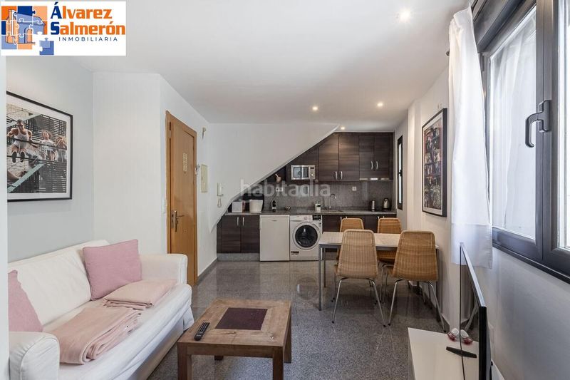 Foto 5a04b8c5-4664-4439-8afb-6dfce0e95253. Edifici a Dílar