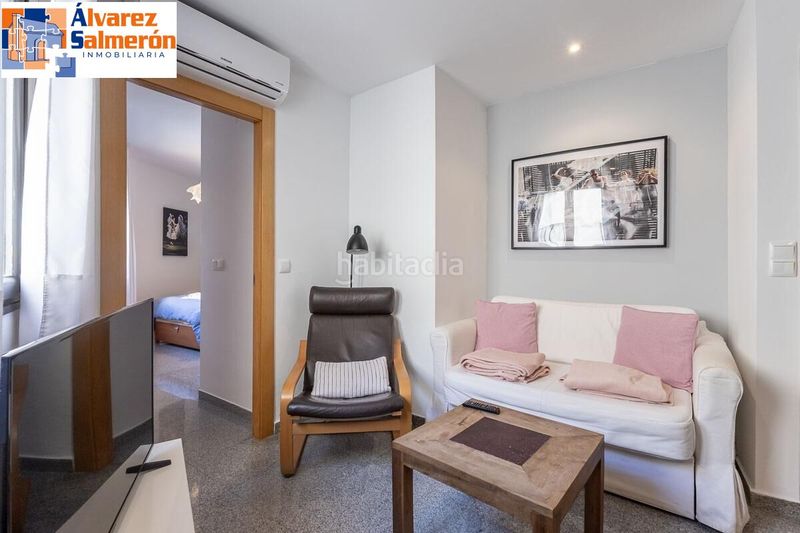 Foto a98f639c-1846-40fc-a7d2-5e61ba3a785e. Edifici a Dílar