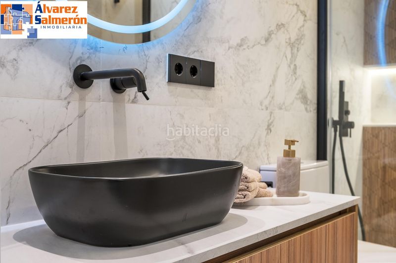 Foto 44fc2119-50f2-436d-a516-ea529db028af. Planta baixa amb aparcament piscina a San Ildefonso Granada