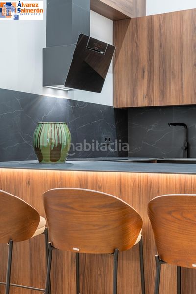 Foto f9b428f9-2b46-4b28-82c4-2054c812e3ba. Planta baixa amb aparcament piscina a San Ildefonso Granada