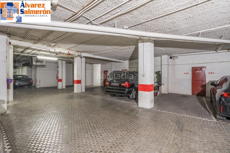 Foto 4f6e1604-19e0-4aa1-947c-766d91fbf0f5. Planta baixa amb aparcament piscina a San Ildefonso Granada