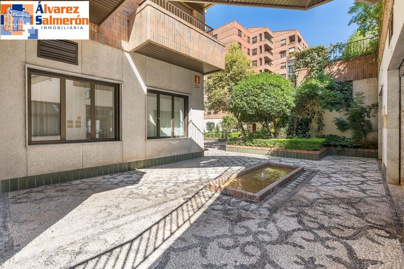 Foto 6c6d65d2-831a-43e1-ab72-226f5cbd707a. Planta baixa amb aparcament piscina a San Ildefonso Granada