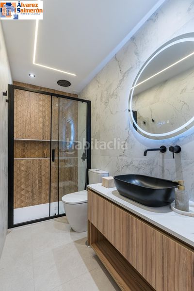 Foto 8e64a704-9c5d-4836-9fc7-48aa9c090303. Planta baixa amb aparcament piscina a San Ildefonso Granada