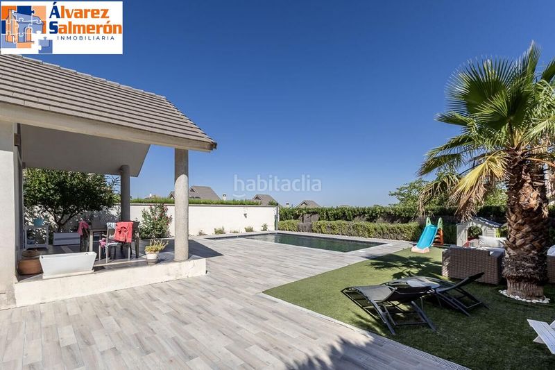 Foto 21a1906c-9599-4655-960d-5ba2ba47c89b. Xalet amb calefacció aparcament piscina a Dílar