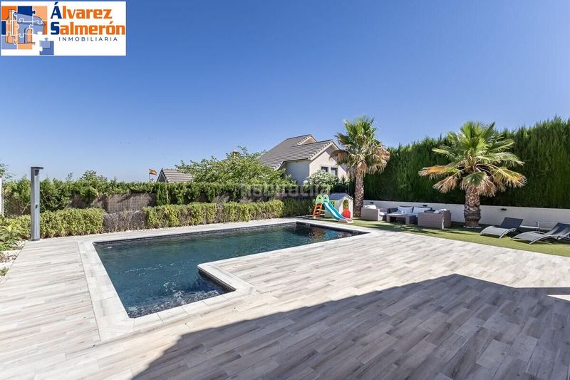 Foto d91bf82d-47b3-4631-b4f2-e3c7003f5686. Xalet amb calefacció aparcament piscina a Dílar