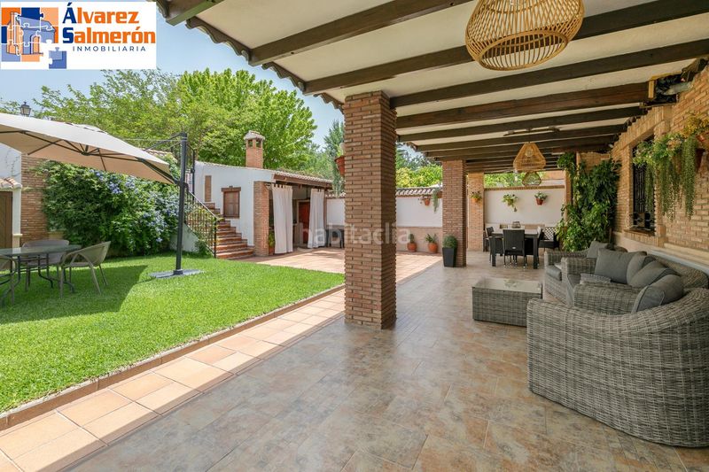 Foto 81855446-400d-4c79-9088-0ccd72769392. Casa aparellada amb aparcament piscina a Ogíjares