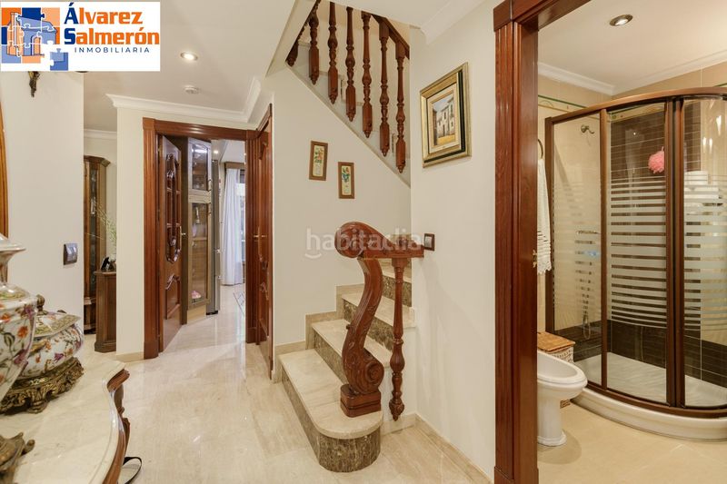 Foto c64139fe-9205-4de1-b7ea-63373c716dff. Casa aparellada amb aparcament piscina a Ogíjares