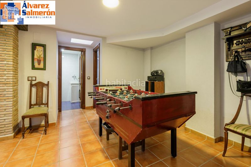 Foto f971d2df-67e6-4ca7-a3a0-04392bdb9727. Casa aparellada amb aparcament piscina a Ogíjares