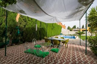 Chalet  Urbanizacion vista nevada. Chalet señorial en urb vista nevada armilla, 4 dorm, 2 wc, todo