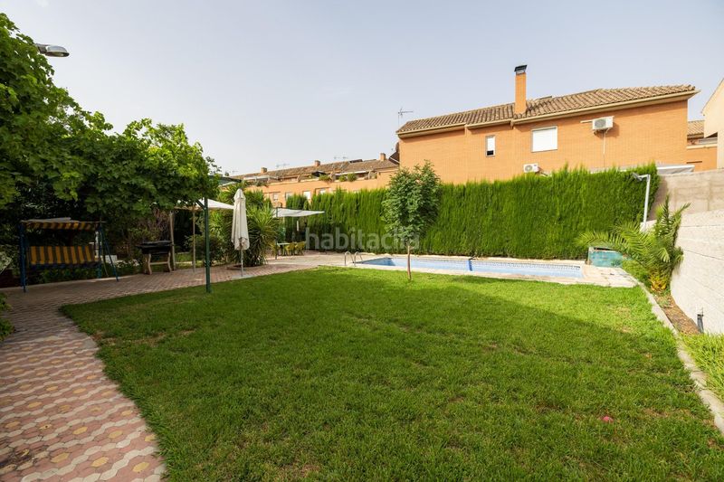 Foto a992450f-63f9-4847-bf64-df9b699a0e53. Xalet amb calefacció aparcament piscina a San Miguel Armilla