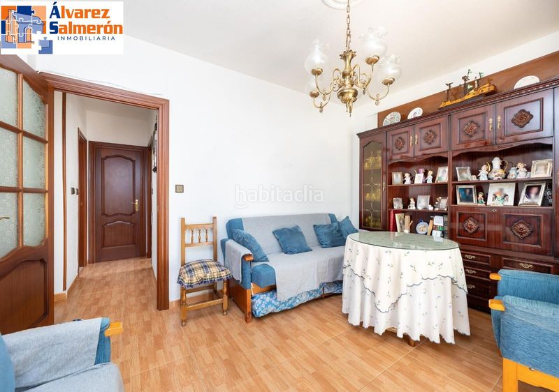 Foto 4dab3a58-3c4d-4ec4-bd63-3a532e42d2f8. Pis a Cervantes Granada