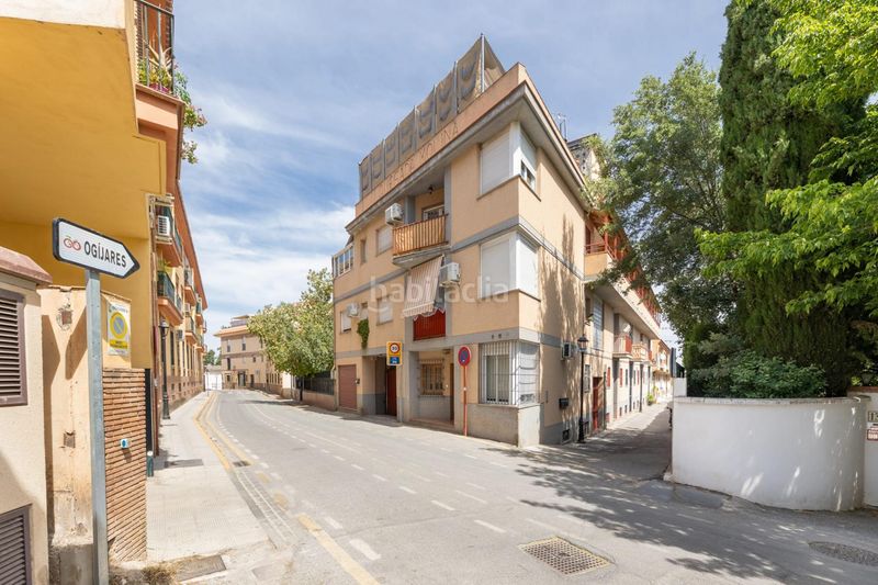 Foto 09fd86eb-be1f-4355-916b-1b7b9ef63a68. Dúplex amb aparcament a Ogíjares