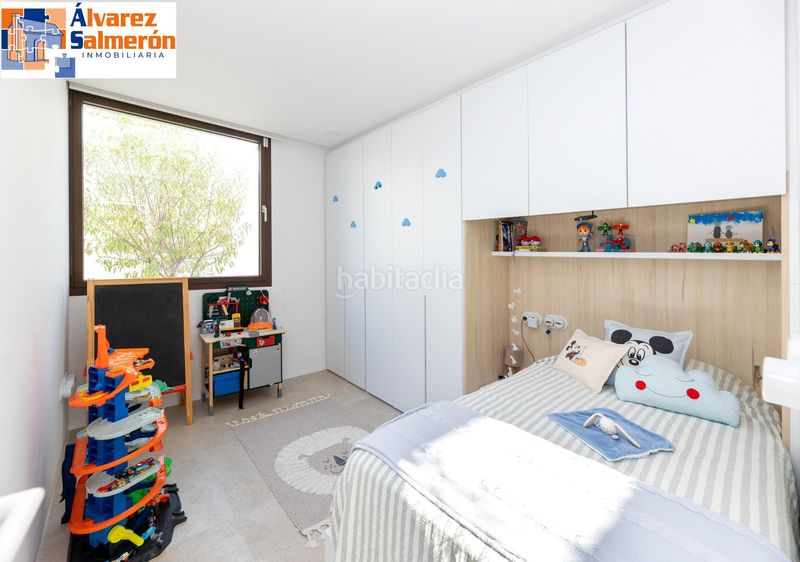 Foto baad503e-3f94-47d2-aa09-1d22a4e5bc40. Casa amb calefacció aparcament piscina a Albolote