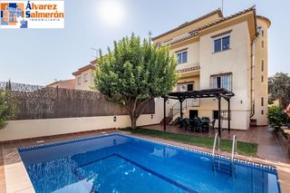 Casa aparellada  Calle carlos cano (hi). Fantástica pareada en híjar las gabias