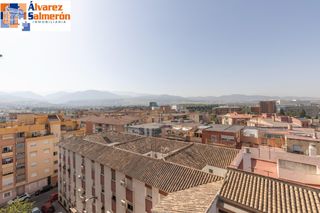 Pis  Diamantino garcia. Luminoso piso con terraza, orientación sur y vistas despejadas