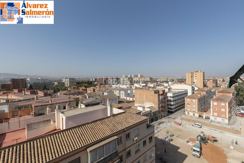 Foto e1052bdd-dcda-437b-be36-504c0f5ed9ad. Pis a Barrio de Zaidín Granada