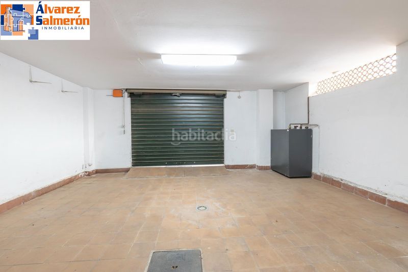 Foto 896af901-b84a-4a90-8069-08ccd957459d. Casa aparellada amb calefacció aparcament piscina a Granada
