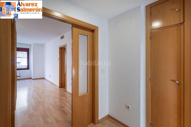 Foto 3540dd38-25d8-4ac7-902f-f65c253eec80. Duplex con riscaldamento parcheggio in Fígares Granada