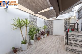 Reihenhaus in Pulianas. Casa unifamiliar en pulianillas