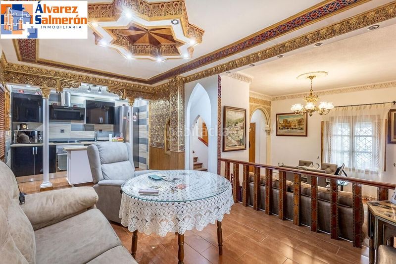 Foto bc2ce314-f5f7-4e2a-99a1-bd2edc3c51c4. Casa adossada amb aparcament a Pulianas