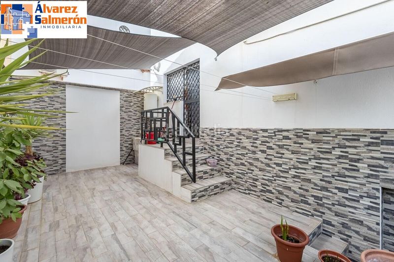 Foto c954d9c7-f238-40b7-81d5-930b10e65dd4. Casa adossada amb aparcament a Pulianas