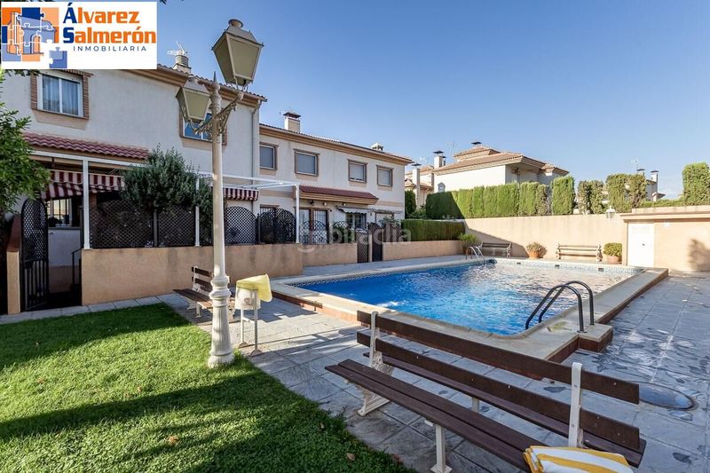 Foto 52e5ecba-ed6d-43b4-a55a-1d0bbc51c0d2. Casa amb calefacció aparcament piscina a Ogíjares
