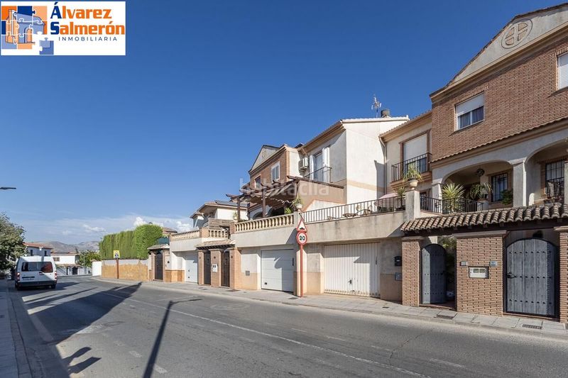 Foto f3d9acb5-5b45-451d-a514-37f739547c7f. Casa amb calefacció aparcament piscina a Ogíjares