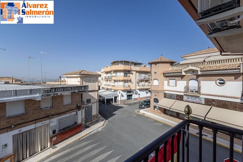 Foto a6501688-246f-401b-ad72-6ca5ddb80f3c. Casa amb calefacció aparcament a Peligros