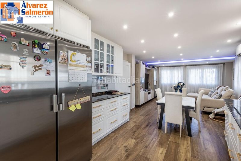 Foto ce0b2d6a-53fc-4582-b060-4aaa60249aa9. Casa amb calefacció aparcament a Peligros