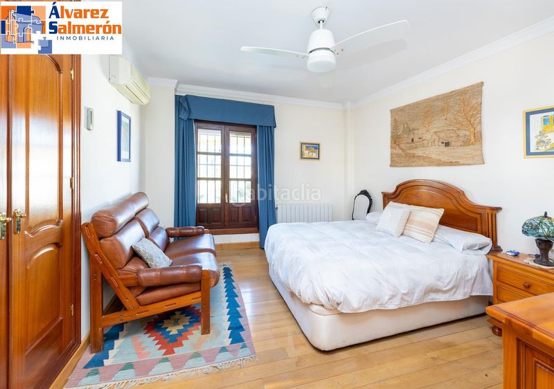Foto ef531f6d-ce55-400d-b82f-8d06058f6b11. Chalet  independiente en cajar en Cájar