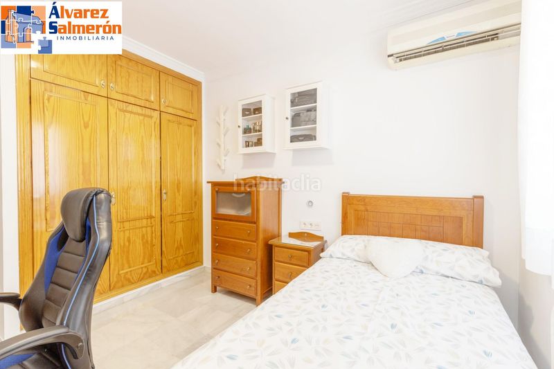 Foto ca40e4ba-fdeb-4d49-826e-b993c0128ec9. Casa adossada amb calefacció aparcament a Peligros