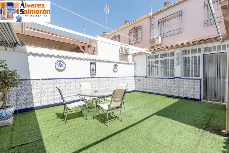 Foto ee14eb83-cc93-4ce7-a041-e94de6e81273. Casa adossada amb calefacció aparcament a Peligros