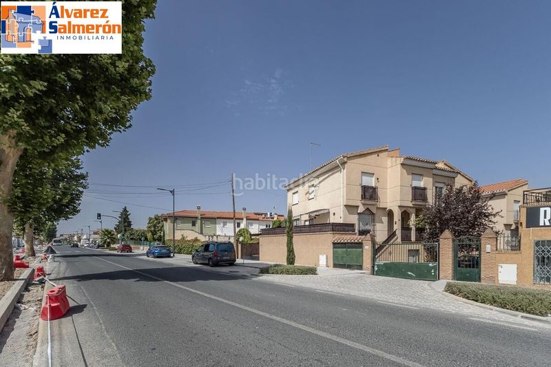 Foto d71f0776-49b3-4813-9ca9-eb7ea8192950. Casa aparellada amb calefacció aparcament a Polideportivo Alhendín