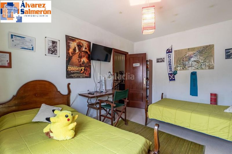 Foto f5a670b3-9143-4228-8895-60c9c8ec5103. Casa aparellada amb calefacció aparcament a Polideportivo Alhendín