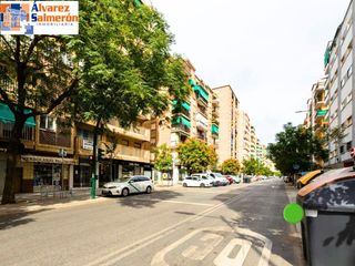 Pis  Palencia. Piso de 3 dormitorios con terraza en el zaidín  espacio, comodid