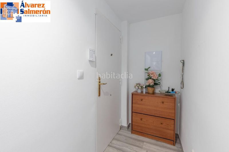 Foto c618c1ff-f015-428e-8b5a-6bdd000cb430. Flat with parking in Atarfe
