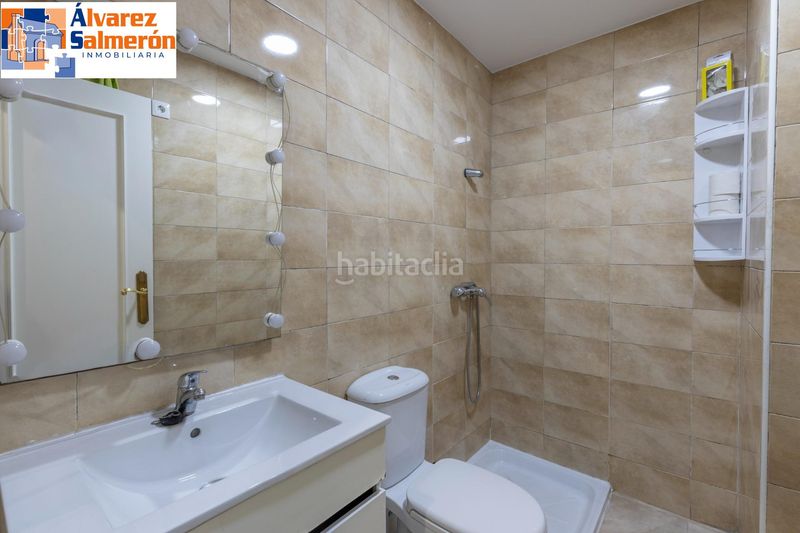 Foto f7430aee-91a6-4569-bfa1-068d2528352c. Flat with parking in Atarfe
