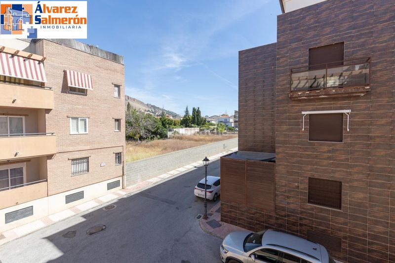 Foto fc053494-87a4-4d46-9516-6a0e502e0b13. Flat with parking in Atarfe