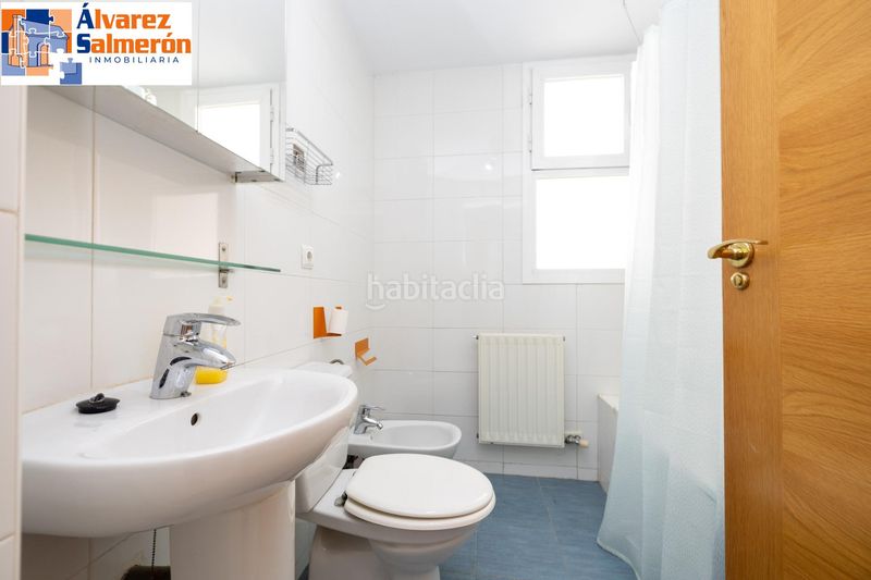 Foto 5a32c12c-9a5e-490c-94b3-cfbda60bb31e. Piso en Lancha del Genil Granada