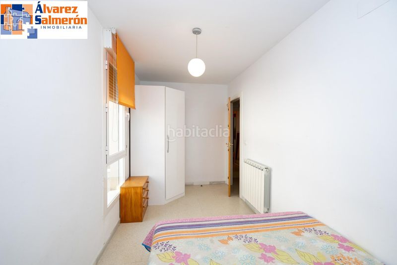 Foto bd2760cf-5f8f-4aa8-8d07-f39af8c00250. Piso en Lancha del Genil Granada