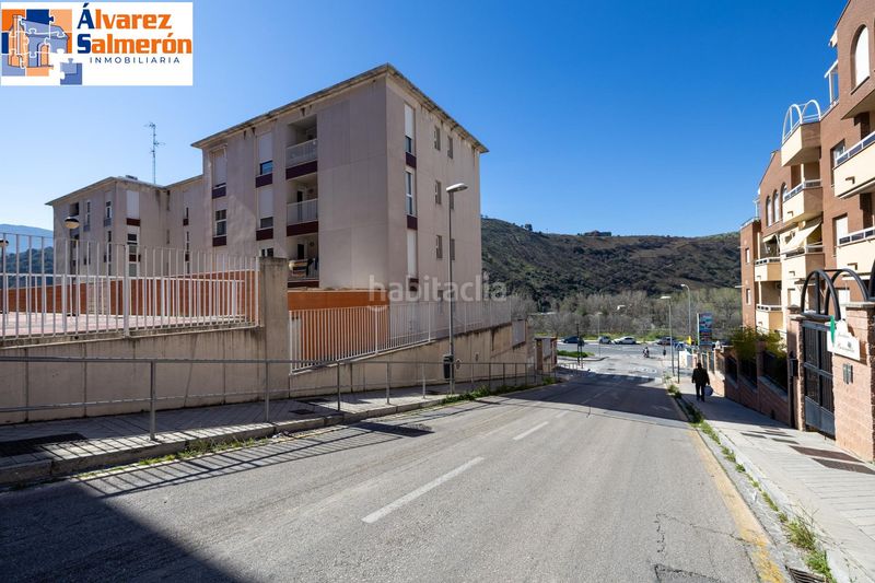 Foto fa796bad-d14e-4c68-b659-4aea3f699b62. Piso en Lancha del Genil Granada