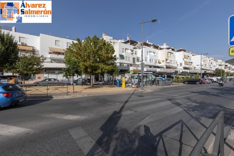 Foto 401519cc-e0af-4444-97b2-8e7eec547ec5. Casa adossada amb aparcament piscina a Cenes de la Vega