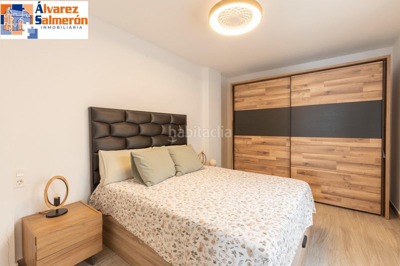Foto e1f25b0a-acd2-43bd-a99c-b6b28e13a444. Casa adossada amb aparcament piscina a Cenes de la Vega