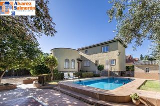 Xalet a Residencial Triana - Barrio Alto