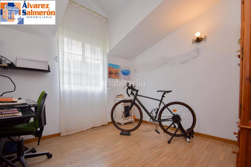 Foto f05e6670-14f7-4ca7-bcbf-b61171b24ee1. Chalet with pool in Barrio de la Vega Monachil