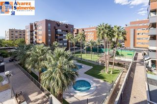 Pis  Calle emir. Piso en venta en residencial parque lagos