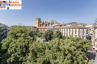 Duplex  Calle calle príncipe, 13. Exclusivo piso dúplex en el corazón de granada
