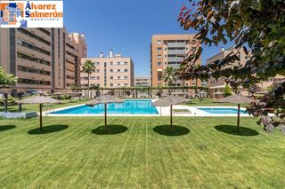 Penthouse  Avenida de la ilustracion. Ático dúplex en campus de la salud