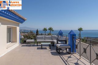 Maison à Buenas Noches. Preciosa casa en estepona málaga con maravillosas vistas al mar