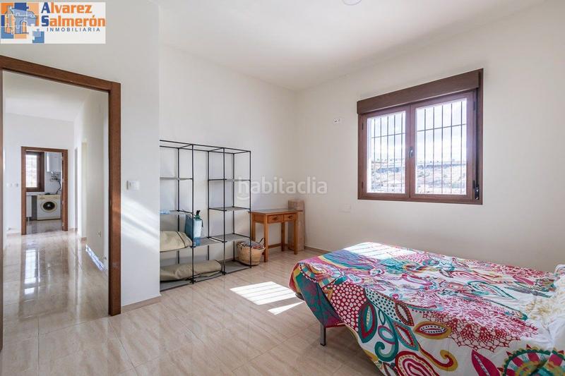 Foto ced4b288-5d1d-4b43-bd7e-2a31931d19b6. Casa  una sola planta en Altos de la Zubia en Zubia (La)